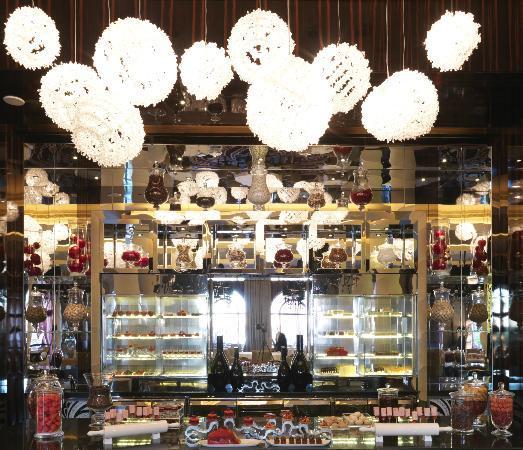 STAY by Yannick Alléno